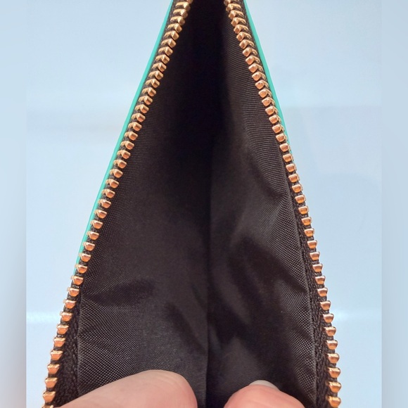 Bandolier Iridescent Zip Pouch and AirPod case - NWOT - Picture 4 of 11